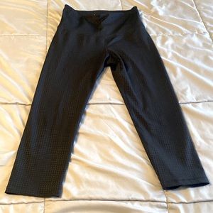 Old navy active capri leggings